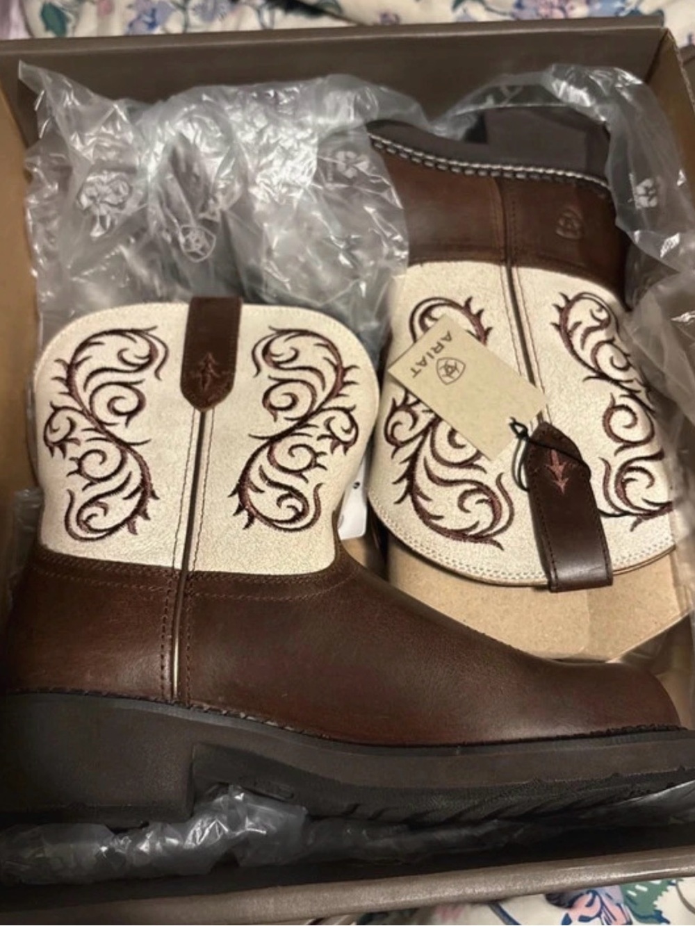 Ariat Brown and ivory Embroidered Western Bootes